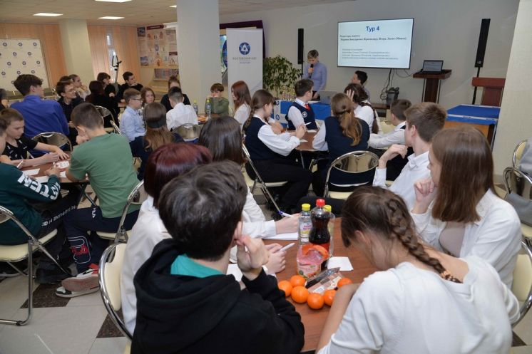 12 школьных команд города расположения Ростовской АЭС приняли участие в юбилейном двухсотом интеллектуальном поединке, организованном атомщиками
