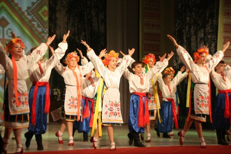 В ДК «Октябрь» прошел большой «Праздник танца»