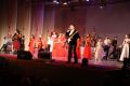 В ДК «Октябрь» прошел концерт Александра Григорова и группы «Атмосфера», посвященный Международному женскому дню
