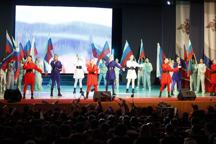 День Героев Отечества: Дворец культуры «Октябрь» подготовил концертную программу