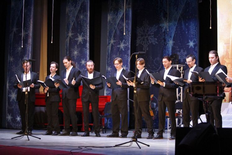 Во Дворце культуры состоялась концертная программа «Святая Русь» Академической мужской хоровой капеллы