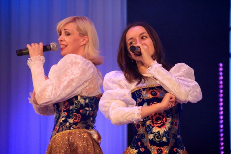 На сцене Дворца культуры «Октябрь» состоялся концерт талантливой молодежи г. Волгодонска «Навстречу музыке»