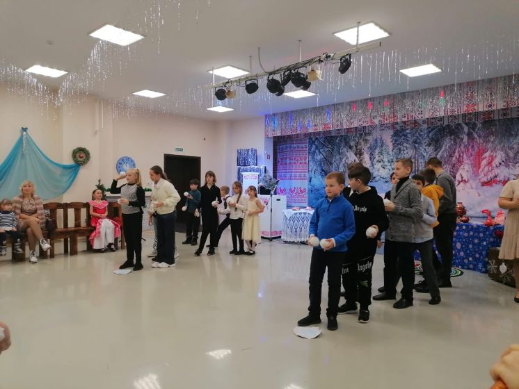 В Центре культуры «Дружбы народов» состоялся марафон рождественских посиделок «Пришли Святки – запевай колядки»