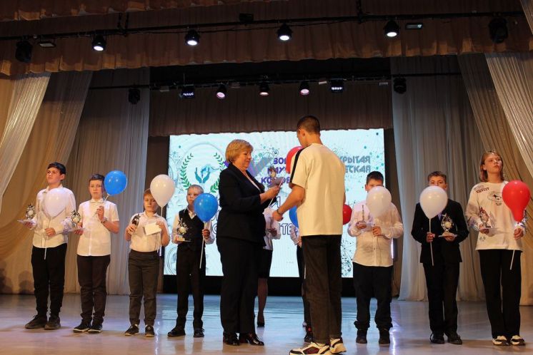 При поддержке Ростовской АЭС в городе расположения атомной станции прошла конференция юных исследователей, в которой приняли участие 2280 школьников