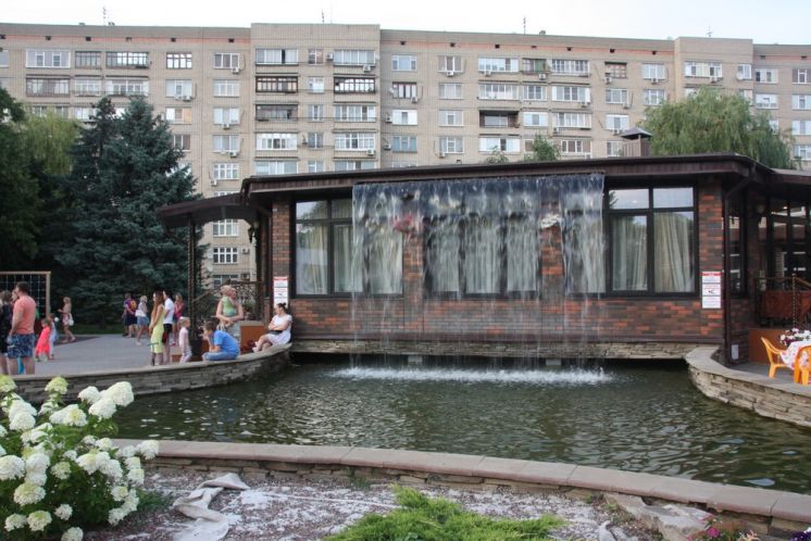 Артисты ДК «Октябрь» приняли участие в фестивале фонтанов