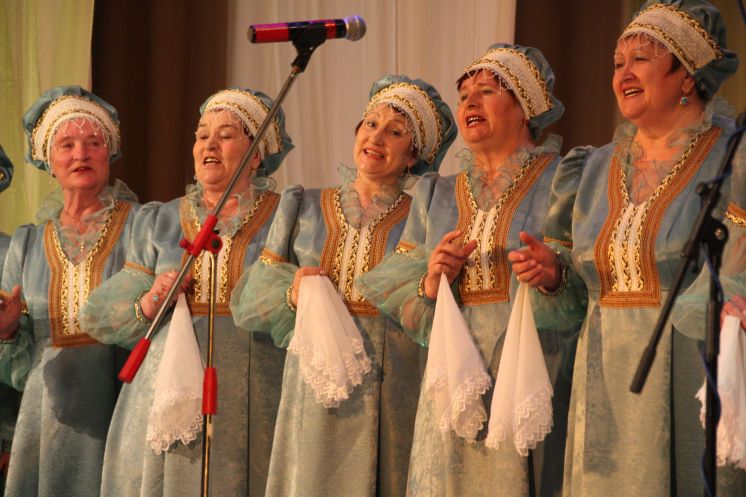 Вокальный ансамбль «Надежда» отметил четвертьвековой юбилей концертом в ДК «Октябрь»